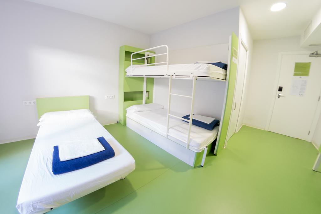 Sant Jordi Sagrada Familia Hostel Barcelona