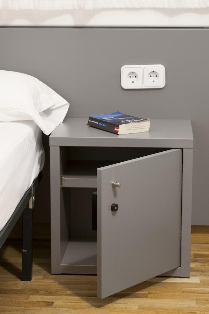 Hostel Sant Jordi Sagrada Familia *